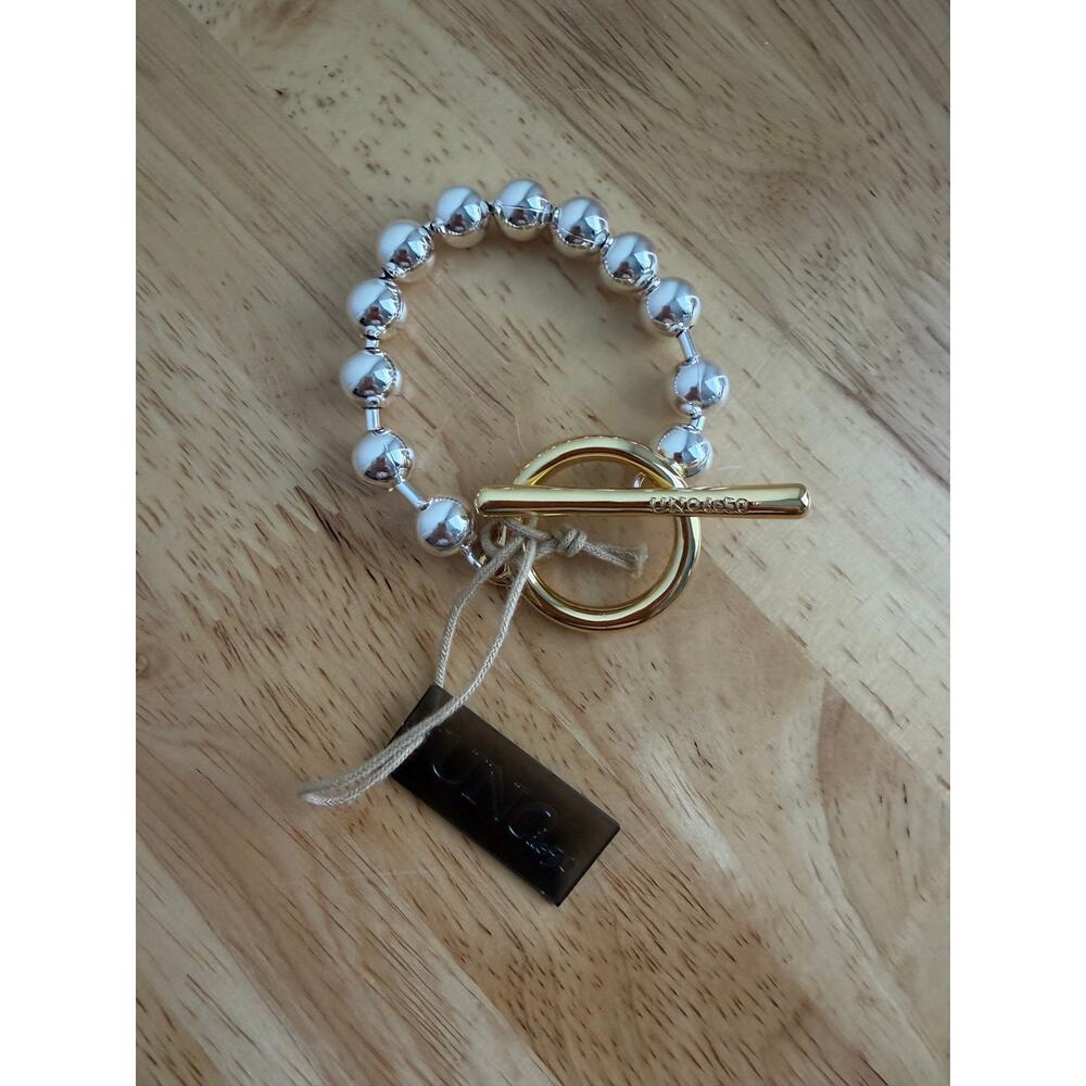 UNO de 50 Silver Beaded Bracelet Gold Toggle Clasp 8” NWT Statement Jewelry - Picture 2 of 5